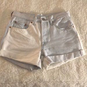 levi’s two toned shorts